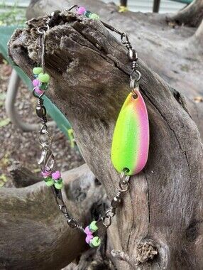 NEW Handcrafted Fishing Lure Swivel & Bait Neon Beaded Bracelet. Measures 7in